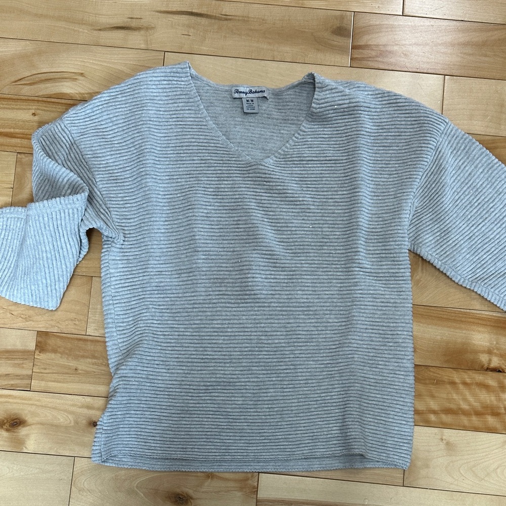 Tommy Bahama sparkle Gray V-Neck Sweater